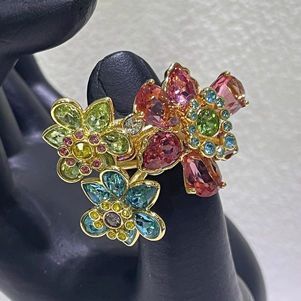 2025 New Trend Fine Jewelry Sets Charm Pink Blue Flower Crystal Fashion Original Luxury Necklace Earring Romantic Gift for Women