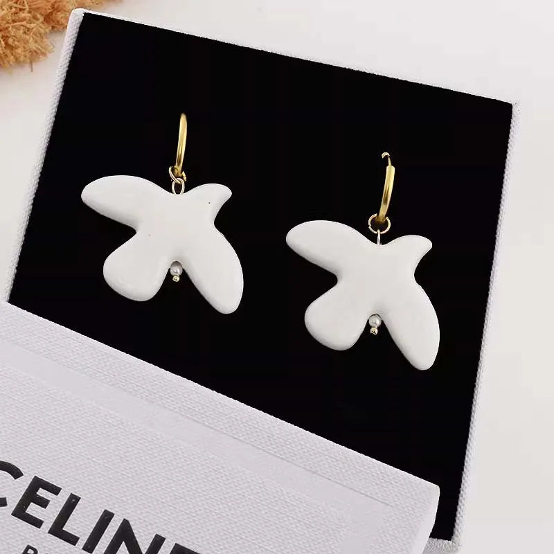 Fashion White Peace Dove Pendant Necklace Earrings for Women Vintage Metal Geometric Round Ear Hoop Jewelry Gift