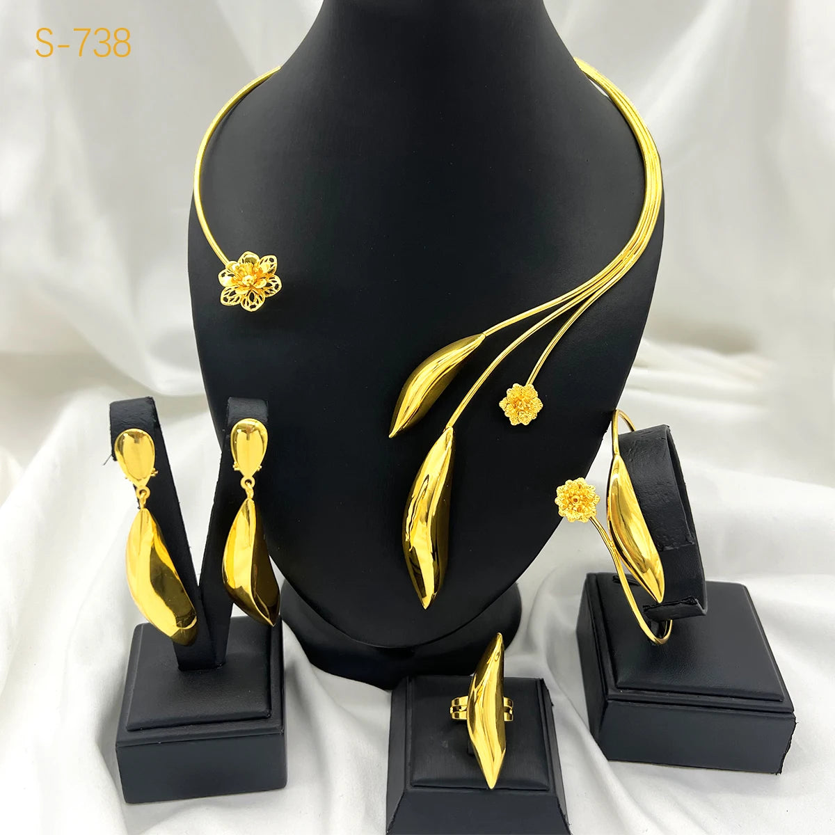 Elegant Dubai 24K Gold Plated Necklace Earrings Fashion New Design Trendy Jewelry Sets for Women Party Gift Wedding Accessories