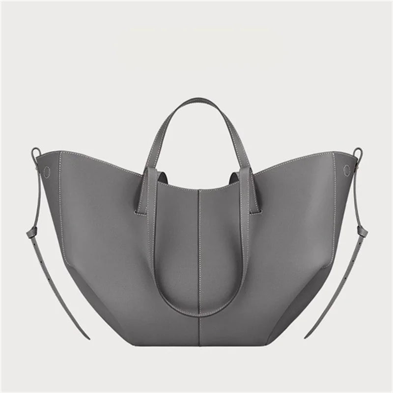 Nouveau sac fourre-tout en cuir de grande taille pour femmesNiche féminine sac à main ailes de grande capacité sac à bandoulière