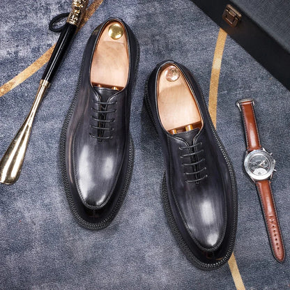 Elegant genuine leather British style toe shoes, men's shoes with carved red soles, business shoes, men's formal wedding dresses