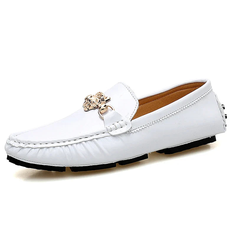 2025 Spring and Summer New Internet Celebrity Glossy Leather Peas Shoes Men's Large Size Slip-On Trendy Fashion Handmade Men's Shoes