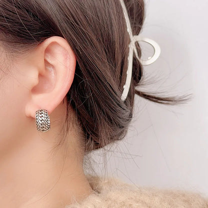 Fashion Jewelry Sweet Korean Temperament Metal Geometric Hoop Earrings For Women Party Gifts Simply Design Accessories