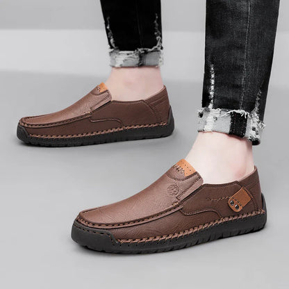 Men's Handmade Thick Rubber Bottom Breathable Casual Leather Shoes Classic Sewn Loafers Comfortable Leisure Footwear