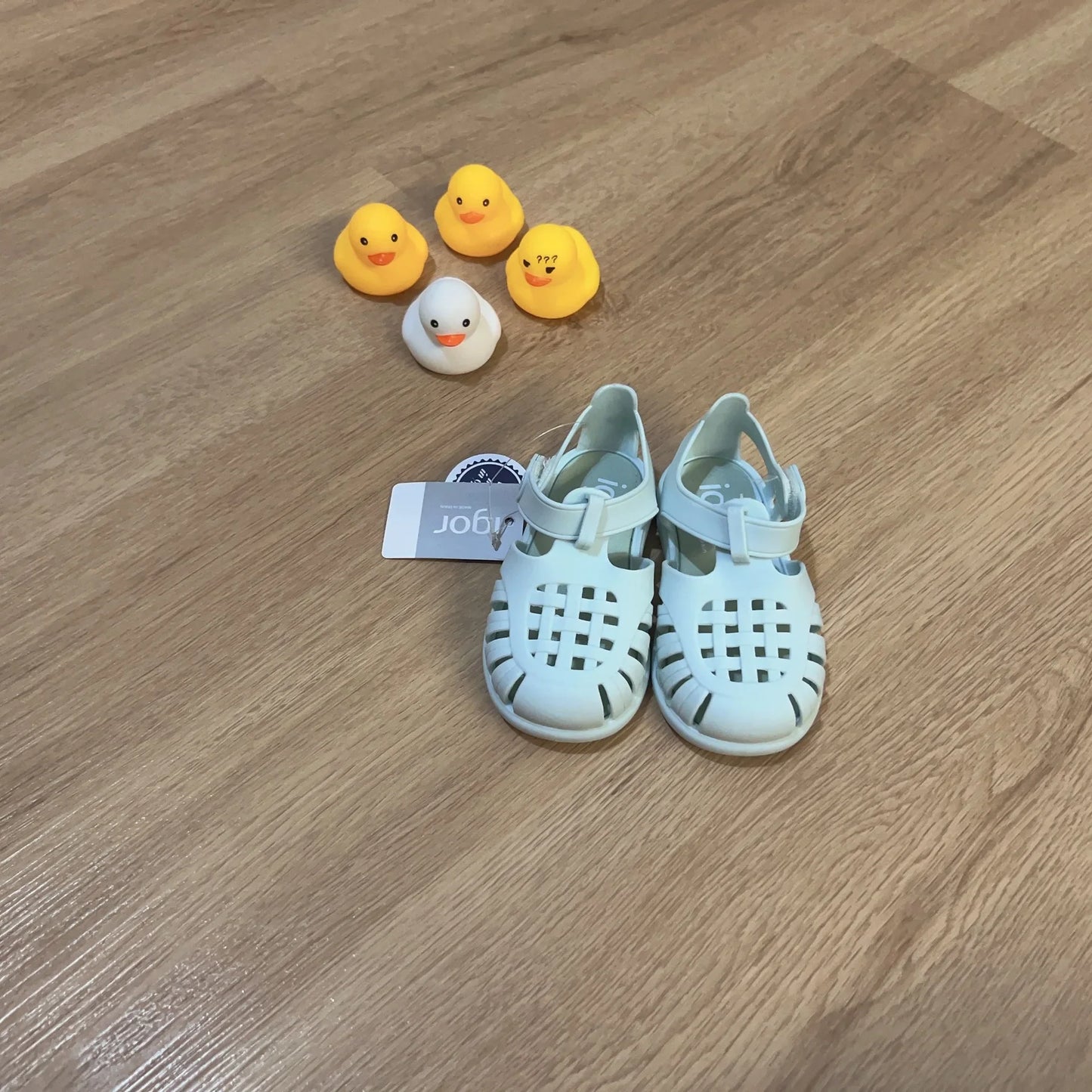 Boys Girls' Solid Color Casual Baotou Roman Sandals Baby Kids Jelly Beach Shoes Children's Soft Sole Non-slip Sandals SO125