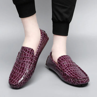 Patent Leather Beanie Shoes for Men 2025 New Spring and Summer Large Size Patent Leather Casual British Leather Shoes for Women Slip-On Slip-On Shoes