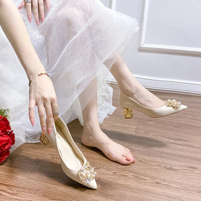Autumn New Ladies High Heels Pointed Toe Shaped Heel High 5cm and 7cm Wedding Shoes Square Buckle Travel Banquet Shoe High Heels