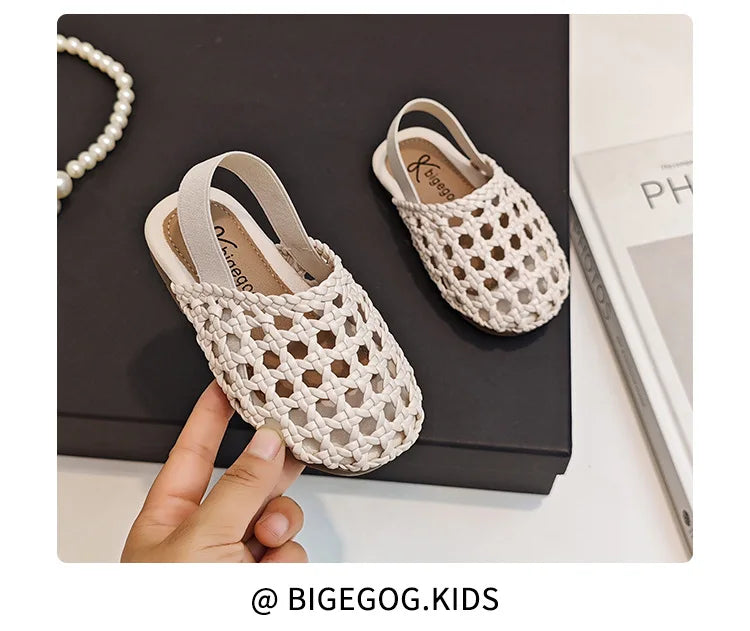 Traditional Woven Sandals Young Child in Summer 2026 New Child Flat Shoe Retro Baby Walking Shoe Girls Casual Sandals Baby Shoes