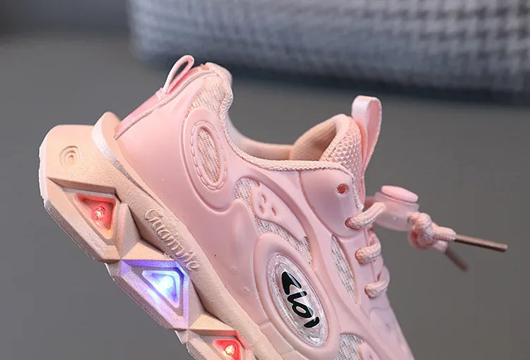 New LED Child Trainers 1-8Years Old Boy Girl Tennis Shoe Sport Shoe for Toddlers Glowing Kid Sneakers Kids Shoe