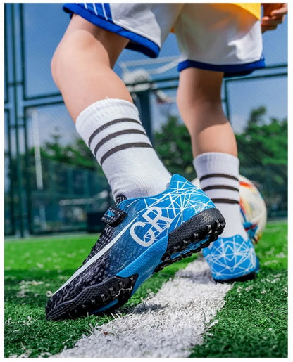 Kids Sport Football Shoes For Boys Indoor Turf Training Outdoor Fast Hall Childrens Soccer Shoes Light Football Boots Sneakers