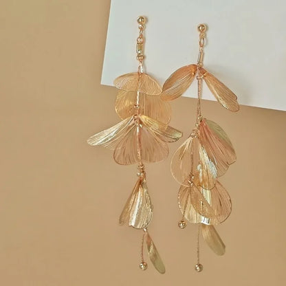 Fashion Long Tassel Petal Drop Earrings for Women Luxury Metal Crystal Hollow Flower Temperament Earrings Wedding Jewelry Gifts