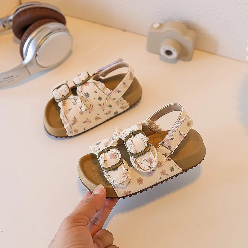 2026 Summmer Girls Shoes Comfortable Soft Sole Sandals Fashionable Open Toe Polka Dot Sandals Boys Girls Beach Shoes