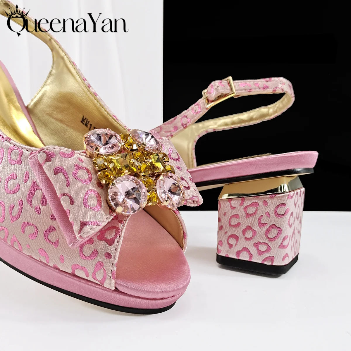 2025 Shiny Italian Fashion Pointed Toe Women Heel Fashion Rhinestone Decoration Pink Color Shoes And Bag Set