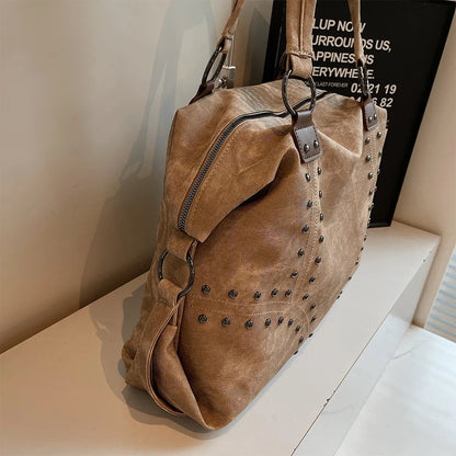 Autumn/Winter Retro Commuter Single Shoulder Bag for Women 2025 New Rivet Tote Bag Large Capacity Travel Handbag
