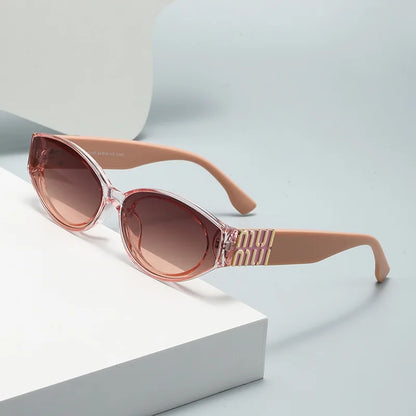 Glasses Stylish Fashion Designer Women Men Sunglasses Cute Oval Trending Shades Unisex Glamour Eyewear UV400