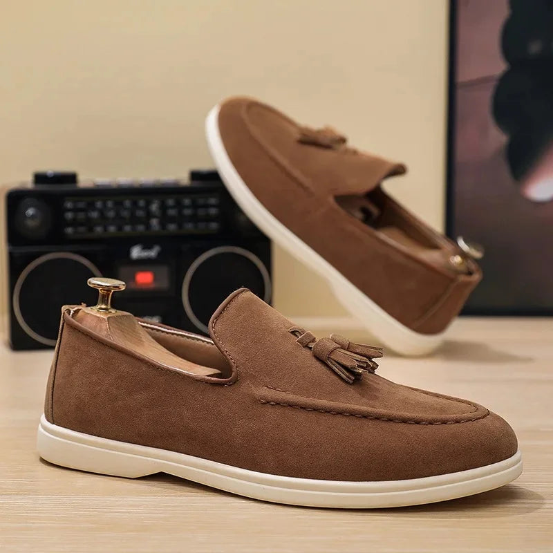 Unisex Lightweight Flat Bottom Tassel Casual Shoes Fashionable Versatile Large Size Men's Shoes Business Casual Slip-On Loafers