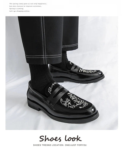 Green Embroidered Man Formal Shoes Autumn Men's Loafers Shoes High Quality Casual Leather Shoes for Men chaussure hommes cuir