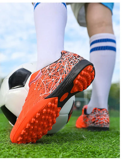 New Men Kids Soccer Shoes Cleats Match Grass Boys Professional Football Boots Ultralight Non-Slip Training Shoes Drop Shipping