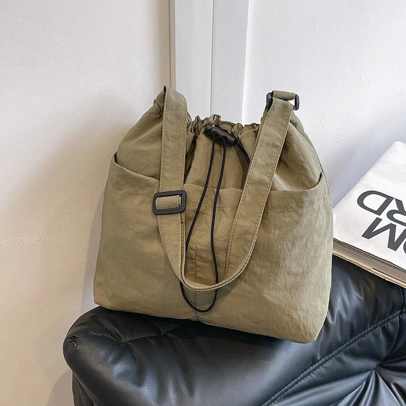 Large Capacity Versatile Shoulder Bag for Women's Summer Popular Lightweight Crossbody Bag Minimalist Tote Handbag