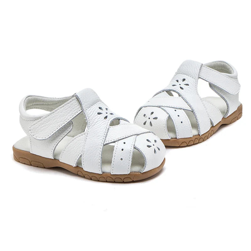 Genuine leather soft closed toe cut out children Girls sandals flat toddler Summer shoes