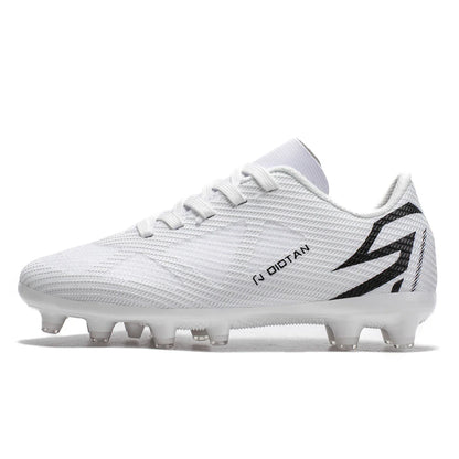 Personalized and fashionable children's sports football shoes, comfortable and breathable indoor and outdoor sports shoes