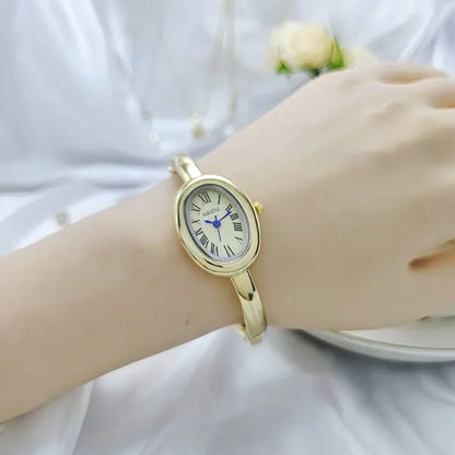 Brand Quartz Watch for Women Luxury Gift Girl Wristwatches Ladies Bracelet Wristwatches Stainless Steel Strap Small Dial Watch