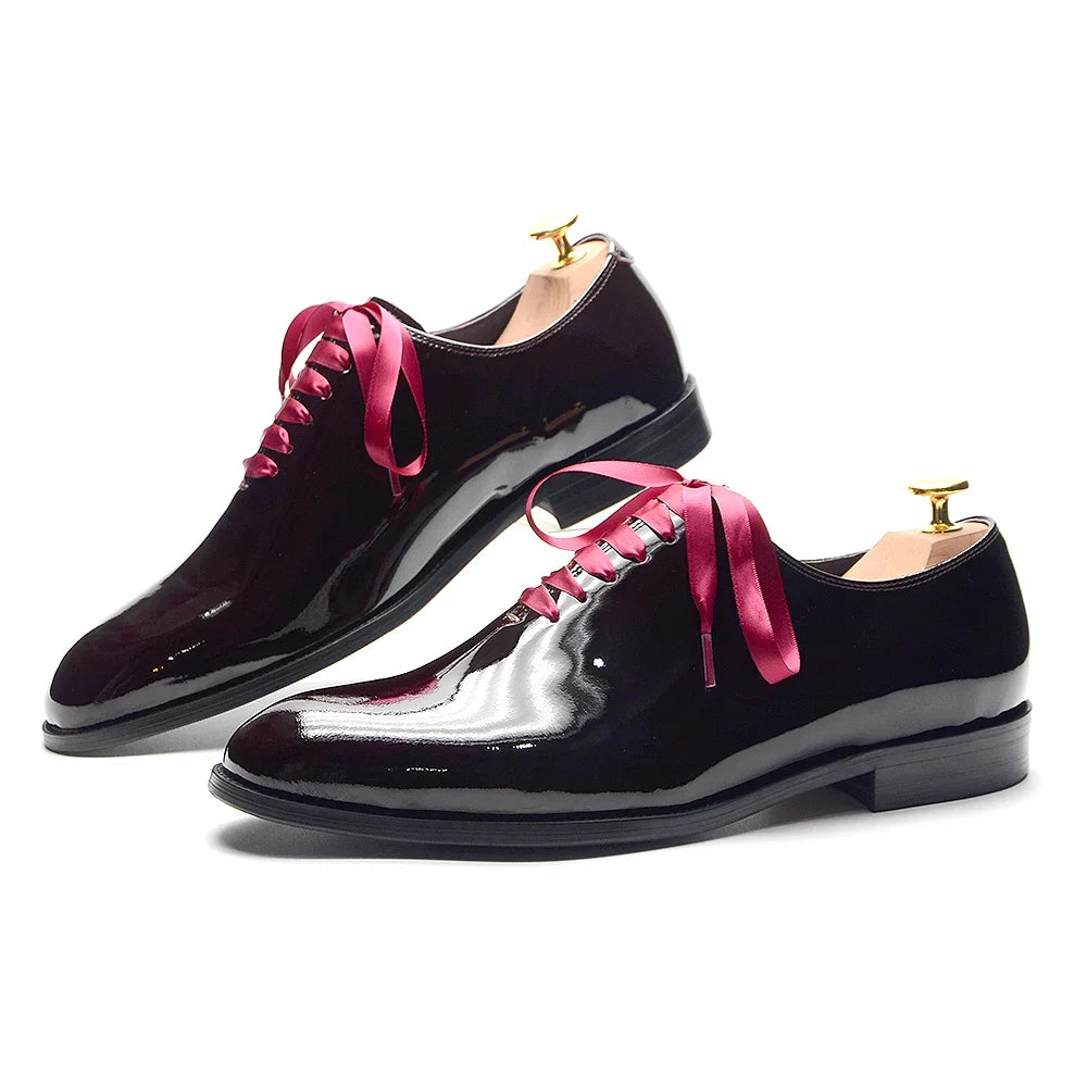 Luxury Men's Dress Shoes Burgundy Smooth Patent Leather Italian Whole Cut Plain Toe Oxford Lace-Up Wedding Party Formal Shoes