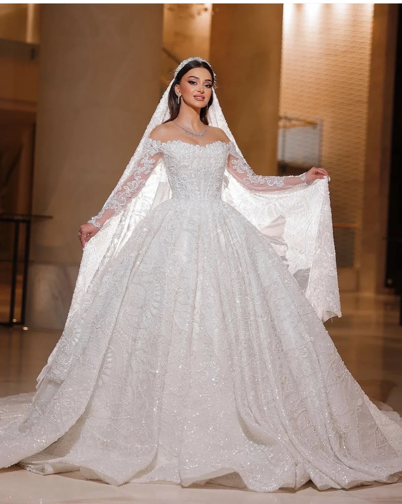 Customized Luxurious Wedding Dress Organza With Embroidery Bead Princess Ballgown O-Neck Bride Dress Vestido de novia
