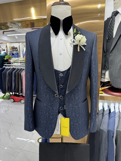 Luxurious Shawl Lapel 3-pieces Men Suit Textured Single Breasted Elegant Customized High Quality Set Vintage Party Groom Wear