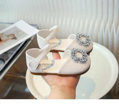 New Children's Sandals Summer Rhinestone Buckle Sandals for Girls Fashion Elegant Kids Princess Causal Wedding Flat Sandals Soft
