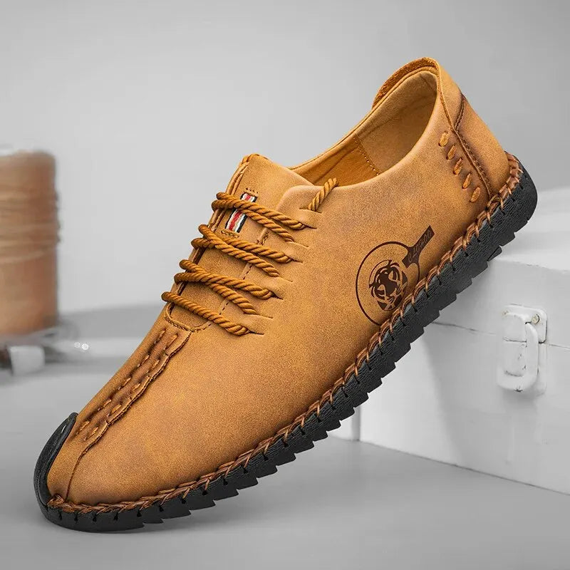 CLOHOO Wear-resistant Non-Slip Outdoor Men Shoes for Climbing Trekking Male Lightweight PU Leather Shoes Soft Lace-up Loafers