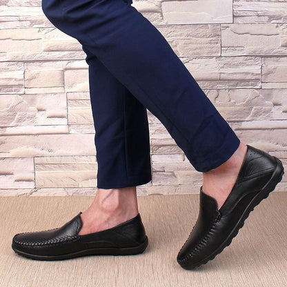 Genuine Leather Men Casual Shoes Luxury Brand Formal Men Loafers Moccasins Italian Breathable Slip on Male Boat Shoes Size 37-47