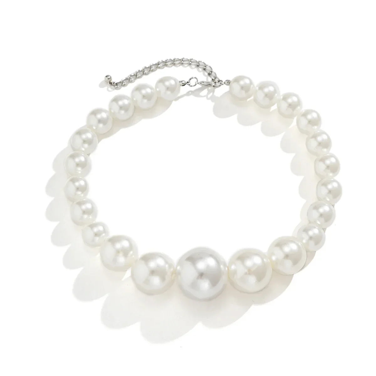 Exaggerated Big Imitation Pearls Choker Necklace Women Personality Elegant White Pearl Beaded Bride Jewelry 2025