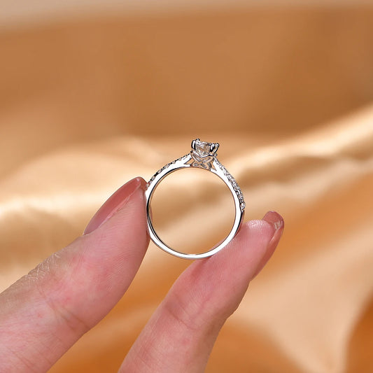 0.5ct 5.0mm D Color Round Rhodium Plating 925 Silver Moissanite Ring Diamond Test Passed Jewelry Woman Girlfriend Gift