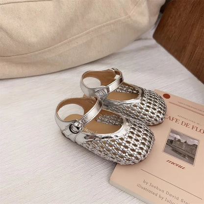 Children's Summer Sandals New Soft Bottom Kids Sandals for Girls Fashion Sequin Causal Beach Shoes Non-slip Breathable Mesh
