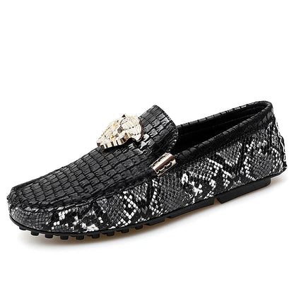 New Handmade Beanie Shoes Men's Genuine Leather Summer 2025 New British Trbottomyy Sole Patent Leather Casual Slip-On Driving Shoes