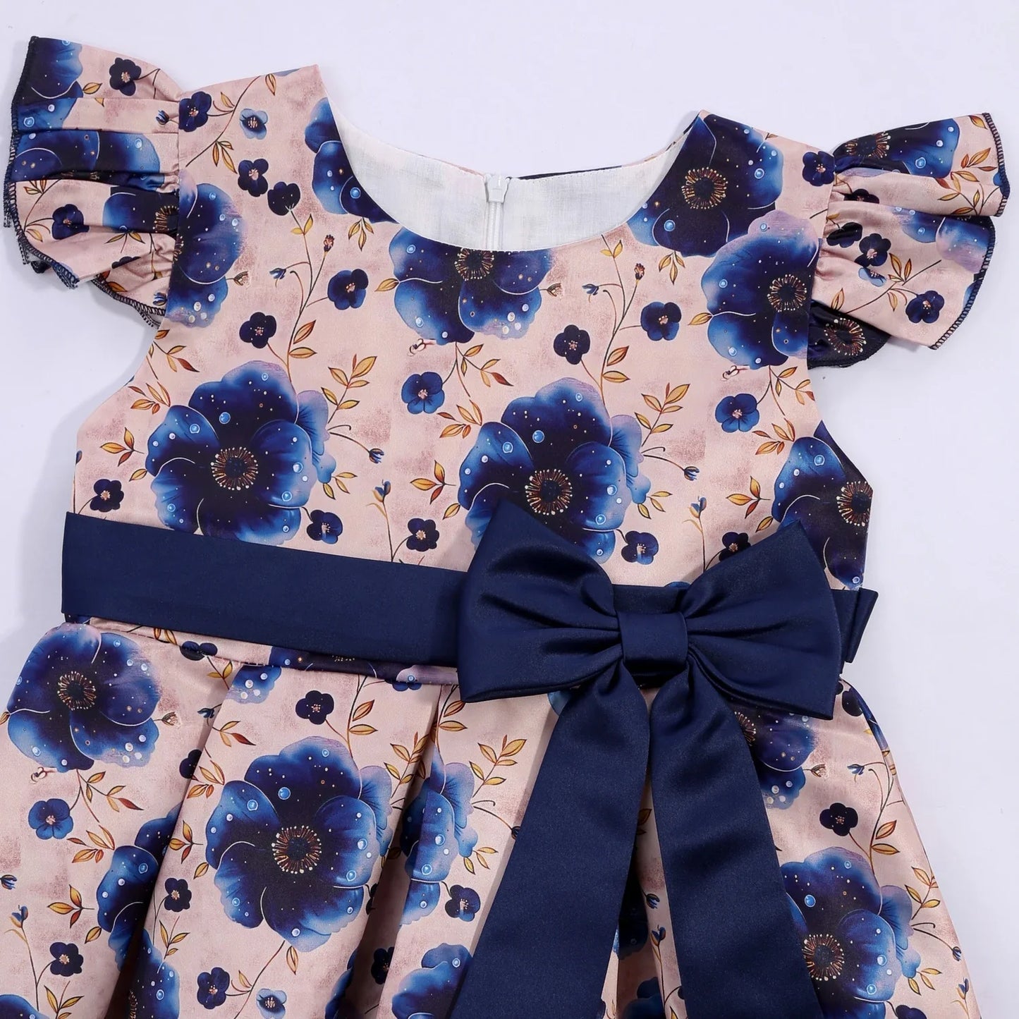 2026 summer new dress Europe and the United States small fly sleeve printed dress little girl host high-end performance clothing