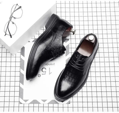 Novos Sapatos Masculinos de Negócios Primavera Outono Sapatos Masculinos de Couro Formais Tênis Masculinos Casuais da Moda Social Elegante Tendência Solado Reto