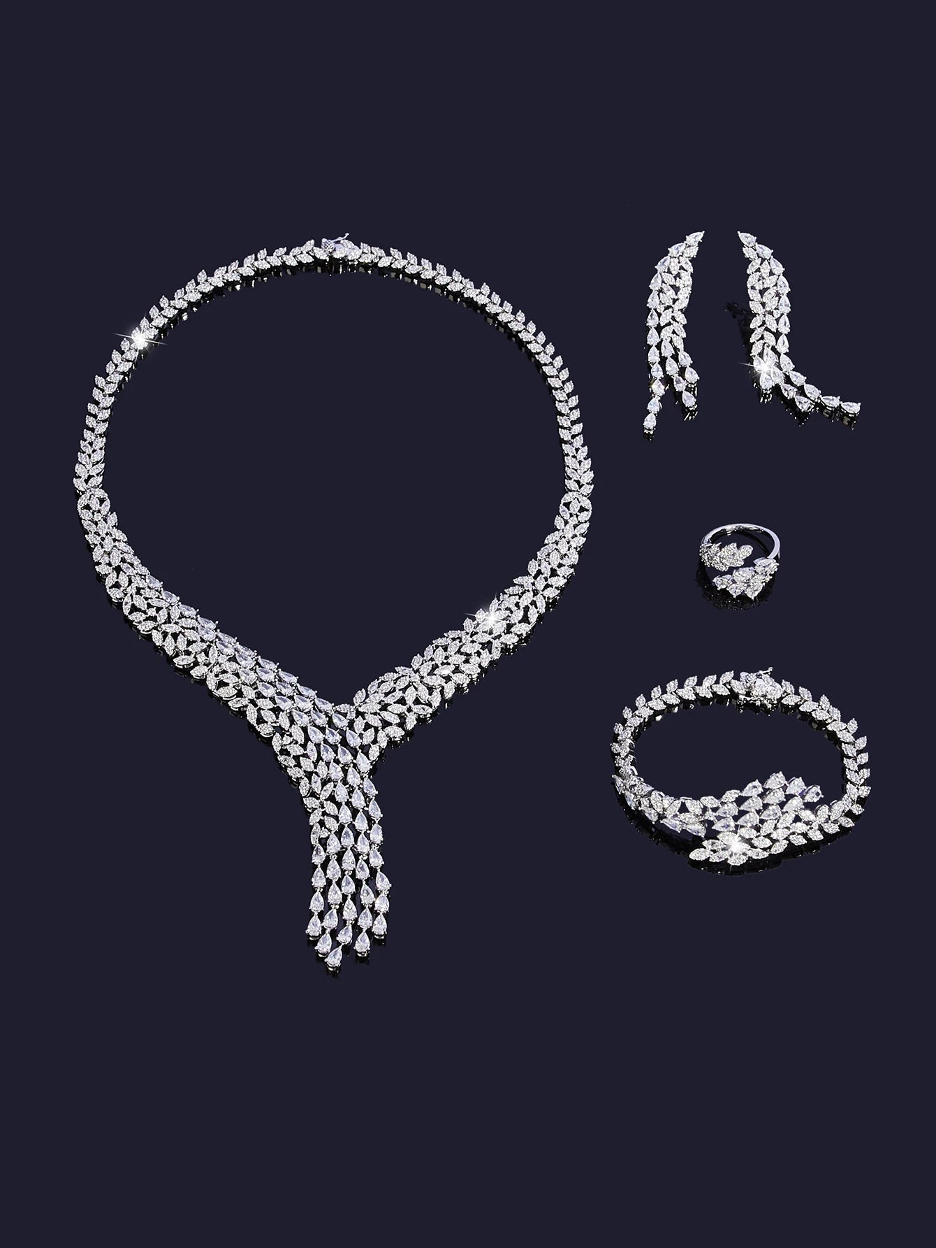 Luxury Brilliant Cubic Zirconia Bridal Jewelry Set Brides Accessories Tassel Water Drop Necklace Earring 4pcs Set for Wedding