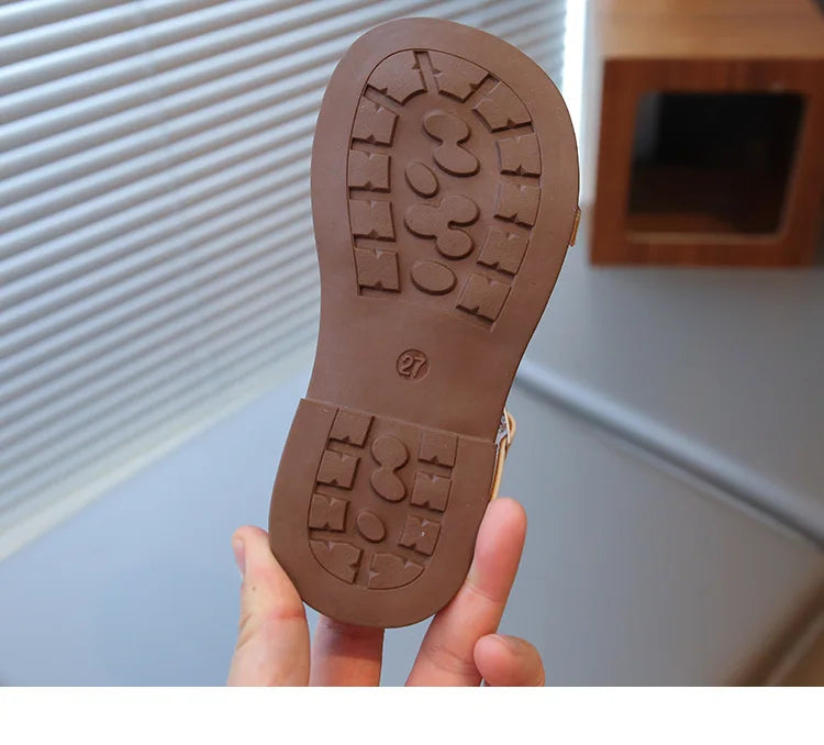 2026 Summer New Children's Princess Foreign Soft Sole Casual Anti-slippery Sole Toddler Toe Capped Beach Flats Elegant Shoes