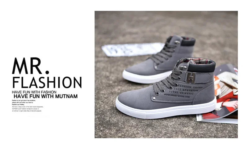 Men's Boots  New Korean Version Men's Shoes High Top Skateboard Shoes Retro Platform Casual Lace Up Men Fashion Boots 2025