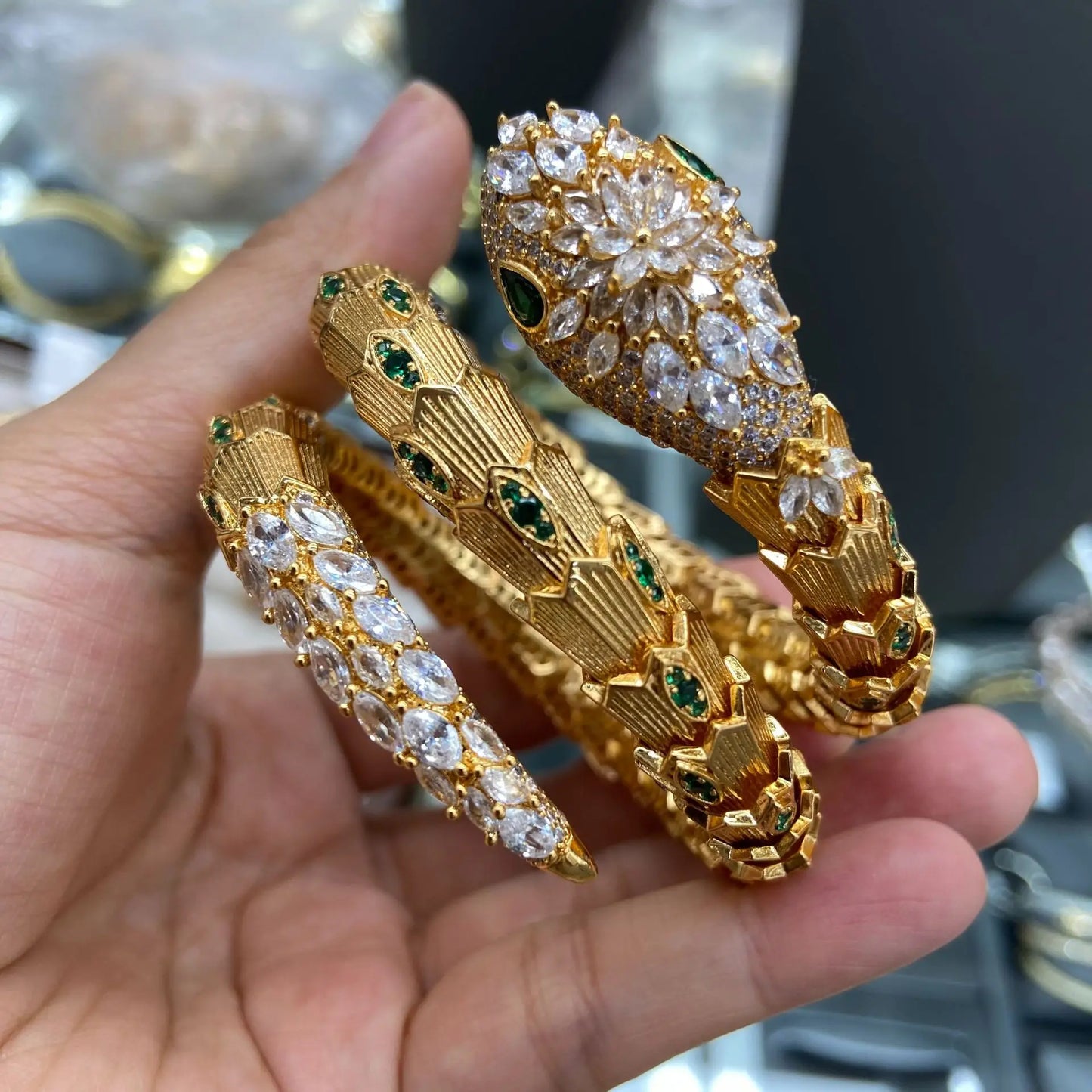 2025 New Light luxury Snake Jewelry Set Fashionable and high-end necklace, collarbone bracelet, stud earrings and an open ring