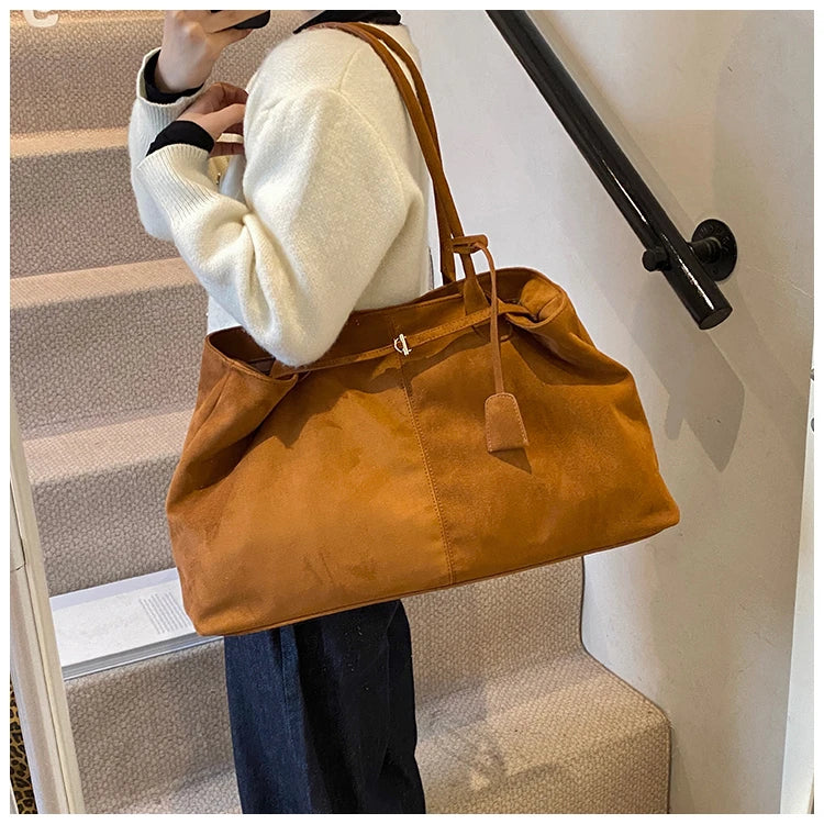 Velvet Zipper 2024 New Product Large Tote Bag Solid Large Capacity Popular Fashion Shoulder Bag Soft Simple Commuter Handbag