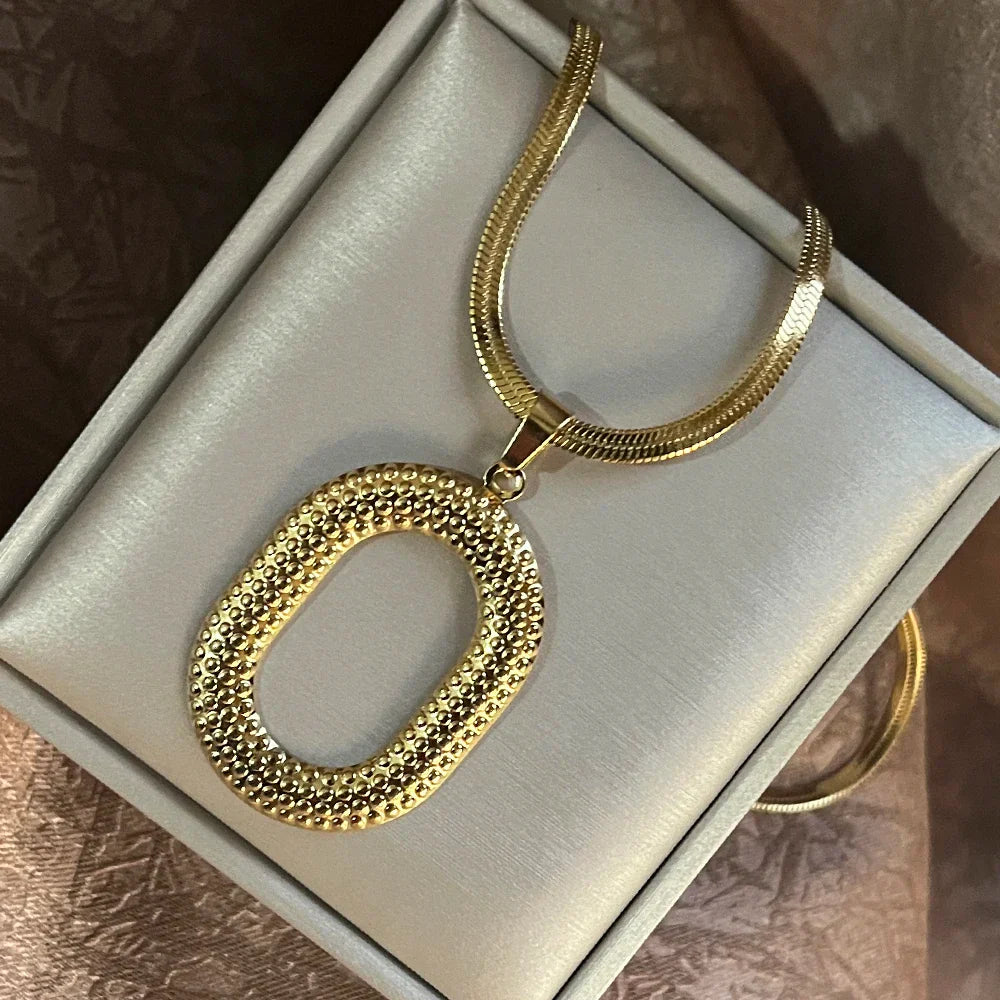 Stainless Steel Exaggerated Punk Big Round O Shaped Pendant Necklace Women Men Chunky Snake Blade Chain Grunge Steampunk Jewelry