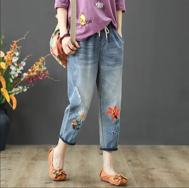 Womens Vintage Floral Loose Denim Pants 2025 Spring Chinese Style Casual Ripped Blue Jeans Holes Elastic Harem Trousers