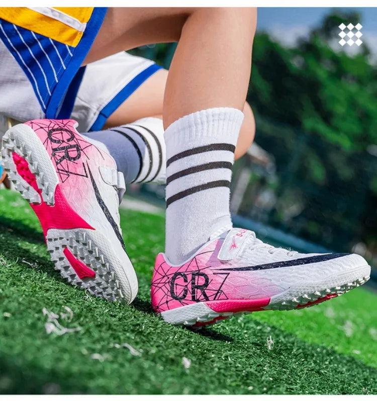 Kids Sport Football Shoes For Boys Indoor Turf Training Outdoor Fast Hall Childrens Soccer Shoes Light Football Boots Sneakers