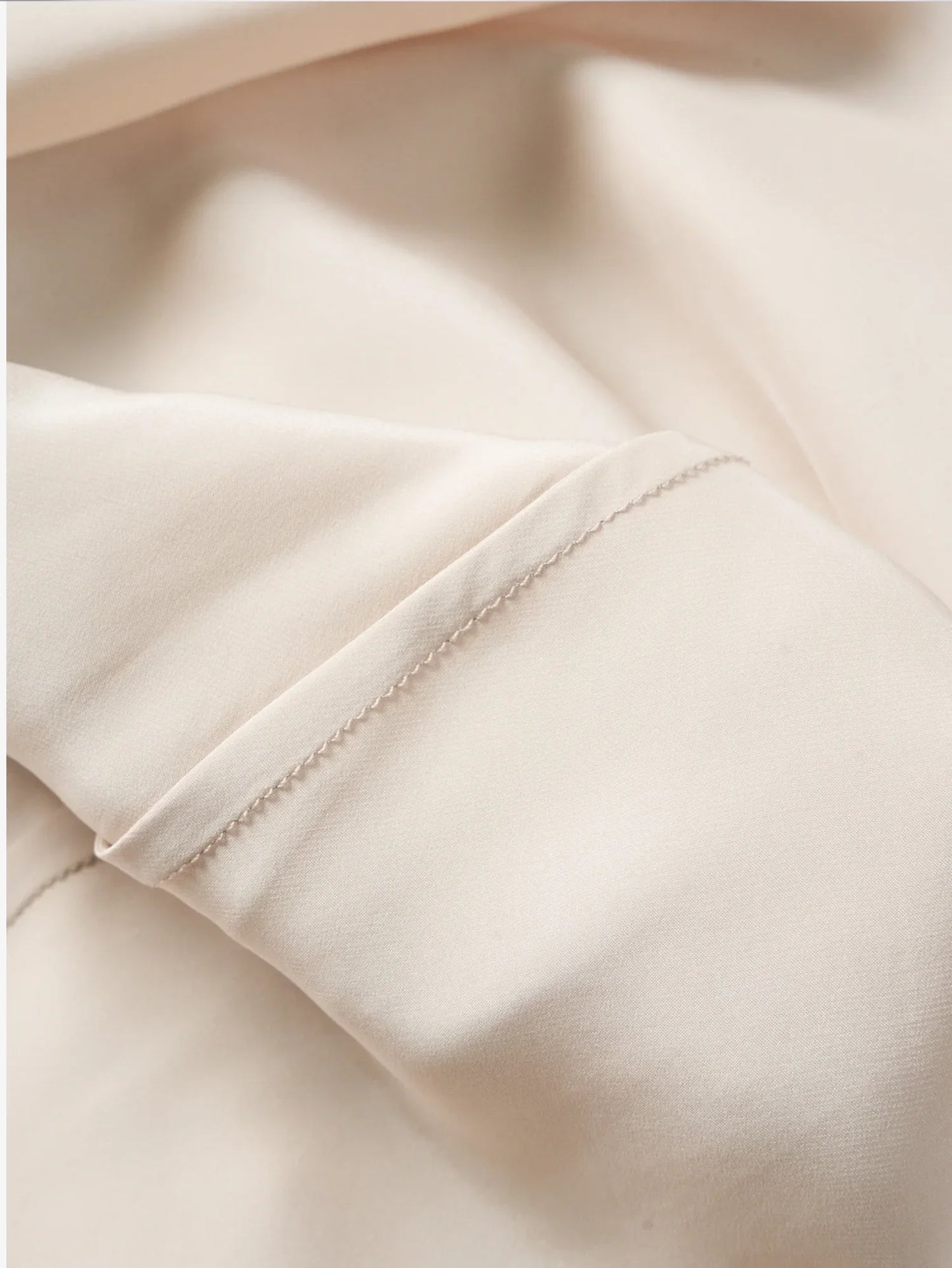 100% Natural Mulberry Silk Plain Satin French V-neck Diagonal Cut Women's Sexy Solid Suspender Dress