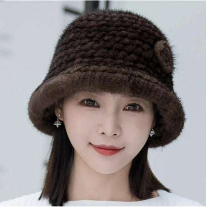 Woman Hat Winter Solid Mink Caps With Flower Natural Mink Fur Hats New Russian Girl Soft Knitting Real Fur Bucket Hats 2026 Warm