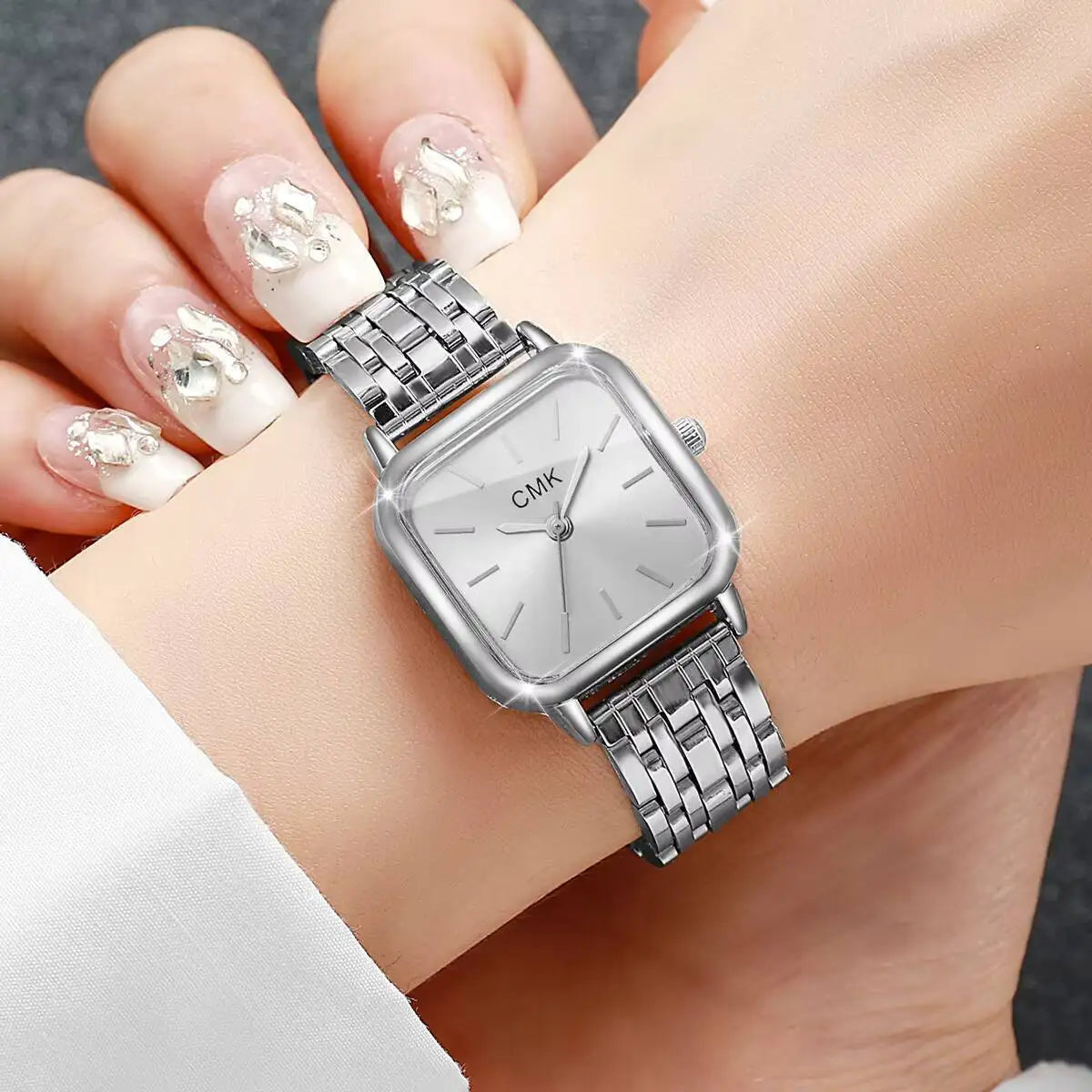 Fashion Square Women Watches Simple Ladies Quartz Wristwatch Reloj Mujer（Without Box）