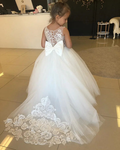Communion Girl Dress Lace Appqulies Bodice Floor-length Skirt Puffy Dress with Long Train Formal Party Toddler Clothe
